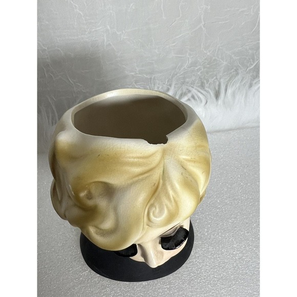 Vintage Inarco E-2006 Vintage Lady Head Vase - Picture 3 of 9